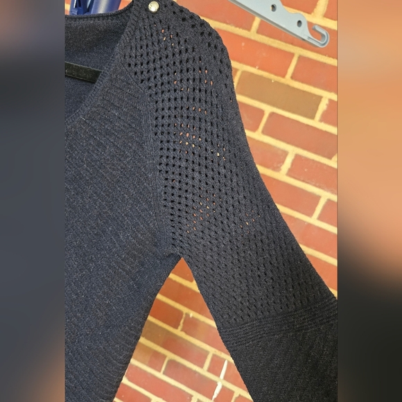 Diesel Black Wool Cotton Knit V-Neck Mesh Sleeve Womans Sweater Medium - Picture 5 of 8